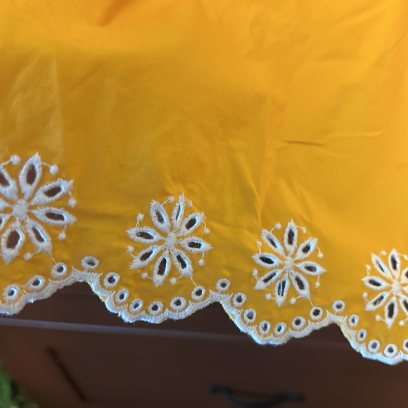 J. Crew size 10 Embroidered Eyelet Scalloped Tiered Dress Yellow - Picture 2 of 8